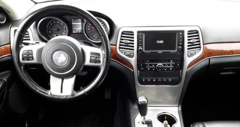 Jeep Grand Cherokee cena 46500 przebieg: 210000, rok produkcji 2011 z Leśnica małe 277